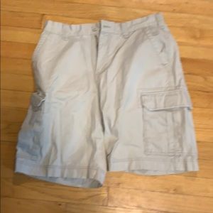 Mens merona cargo shorts size 34 waist